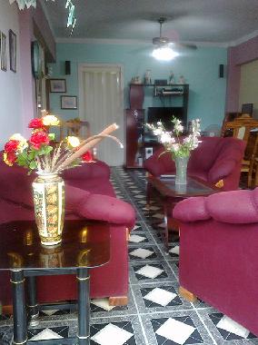 Cama y desayuno en 11,MILLON (Ciudad de la Habana)Casa de vacaciones