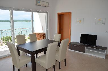 Apartamento de vacaciones en Klimno (Primorsko-Goranska)Casa de vacaciones