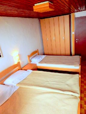 Casa de vacaciones en Rijeka Rezevici (Montenegro)Casa de vacaciones