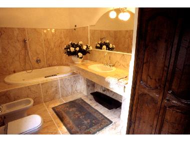 Villa en Montemaggiore al Metauro (Pesaro e Urbino)Casa de vacaciones