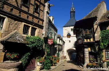 Casa de vacaciones en Montambert (Ni�vre)Casa de vacaciones