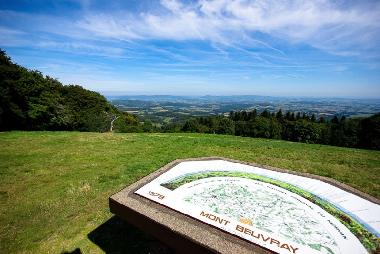 Casa de vacaciones en Montambert (Ni�vre)Casa de vacaciones