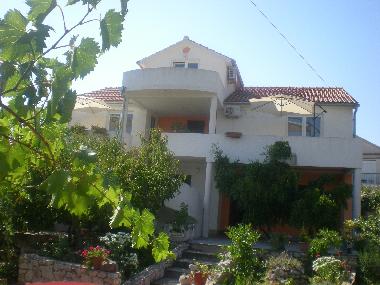 Apartamento de vacaciones en JEZERA (Sibensko-Kninska)Casa de vacaciones