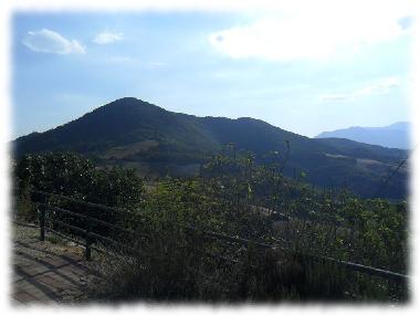 Casa de vacaciones en Genga (Ancona)Casa de vacaciones