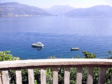 Apartamento de vacaciones en Tivat - Krasici (Montenegro)Casa de vacaciones