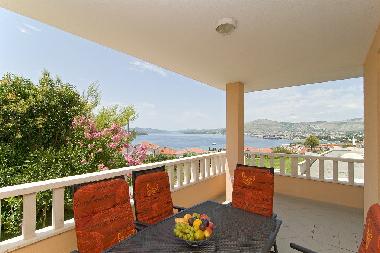 Villa en Okrug Gornji (Splitsko-Dalmatinska)Casa de vacaciones