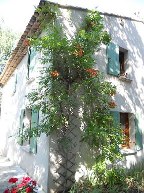 Villa en ANSOUIS (Vaucluse)Casa de vacaciones