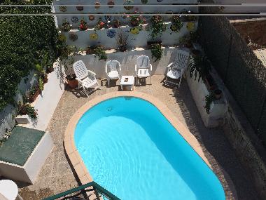 Con vista desde uno de los balcones.