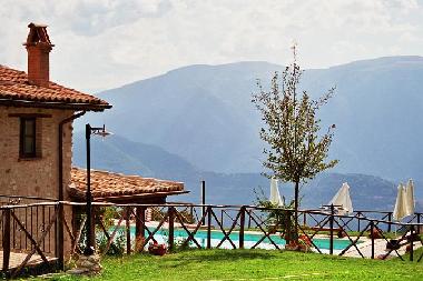 Apartamento de vacaciones en CERRETO DI SPOLETO (Perugia)Casa de vacaciones