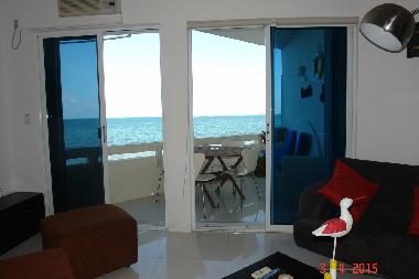 COMEDOR EN BALCON VISTA AL MAR