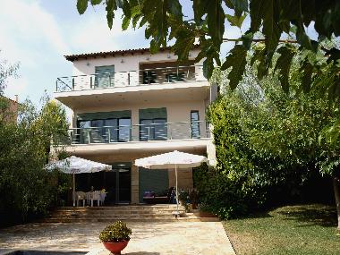 Cama y desayuno en KINETA (Attiki)Casa de vacaciones