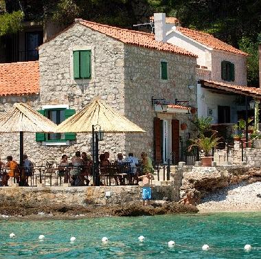 Cama y desayuno en Bol (Splitsko-Dalmatinska)Casa de vacaciones
