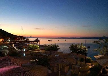 Cama y desayuno en Bol (Splitsko-Dalmatinska)Casa de vacaciones