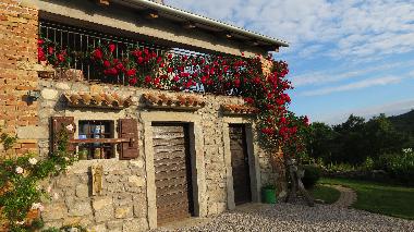 Casa de vacaciones en Roc (Istarska)Casa de vacaciones