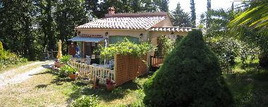 Casa de vacaciones en MONTESQUIEU-DES-ALBERES  (Pyr�n�es-Orientales)Casa de vacaciones