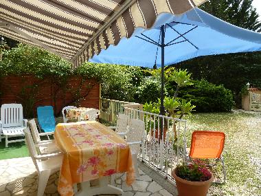Casa de vacaciones en MONTESQUIEU-DES-ALBERES  (Pyr�n�es-Orientales)Casa de vacaciones