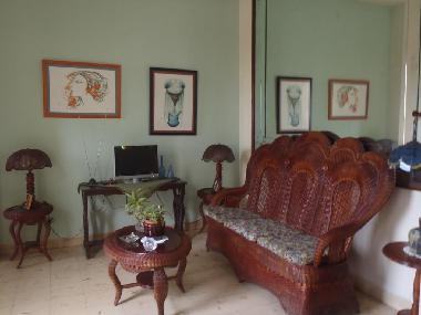 Giant size mirror in the living area.