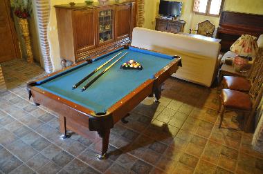 salon con billar americano