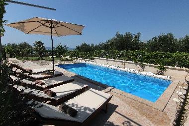 Villa en Kastel Sucurac (Splitsko-Dalmatinska)Casa de vacaciones