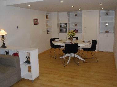 Sal�n, se vendo el ascensor montaplatos para la Cocina