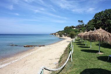 Amboula playa en 150 metros