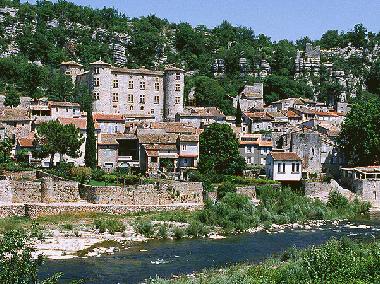 Casa de vacaciones en SAINT ETIENNE DE FONTBELLON (Ardche)Casa de vacaciones