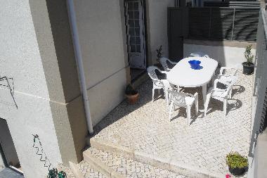 El patio exterior privado de la Sala de Entrada (planta superior)