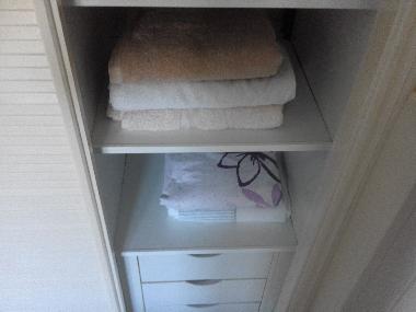 Lencera de cama y bao.