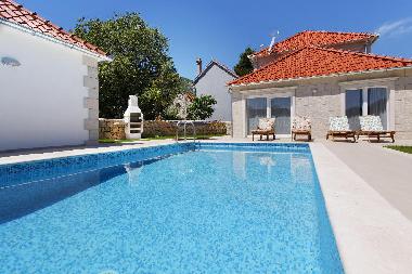 Villa en upa (Splitsko-Dalmatinska)Casa de vacaciones