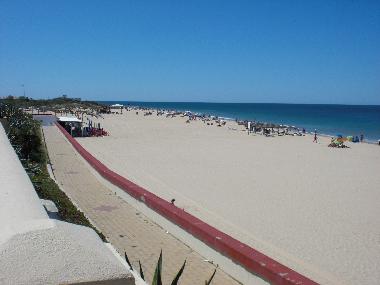 Playa de Camar�n, a solo 5 minutos andando de la casa.