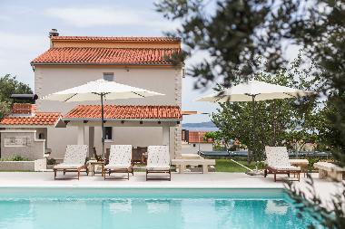 Villa en Kastel Luksic (Splitsko-Dalmatinska)Casa de vacaciones