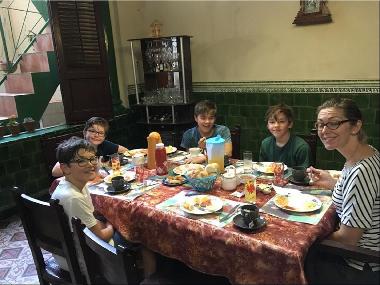 Nuestros desayunos en el hostal Vista Park, con toda clase de cocinas tpicas Cubanas,con muchas var